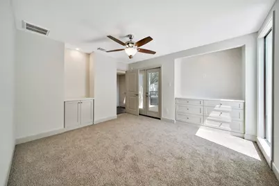 15607 Memorial Drive, Houston, TX 77079 - Photo 32