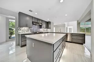 15607 Memorial Dr, Houston, TX 77079 - Photo 8