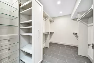 15607 Memorial Dr, Houston, TX 77079 - Photo 28