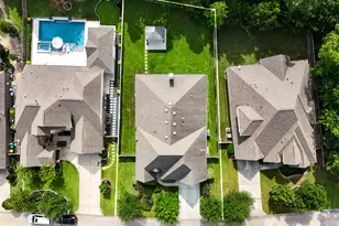 110 Hunter Hollow Dr, Montgomery, TX 77316 - Photo 10