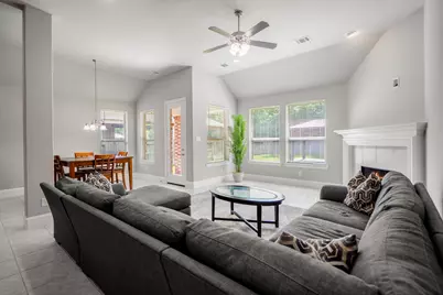 110 Hunter Hollow Drive, Montgomery, TX 77316 - Photo 20