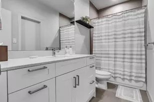 5702 Rucio Ln, Houston, TX 77092 - Photo 22