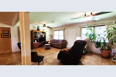 1735 W 10th Street, Freeport, TX 77541 - Photo 6
