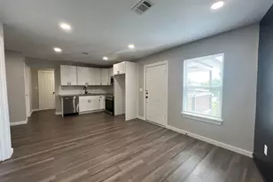 7317 Briefway 1/2 St, Houston, TX 77087 - Photo 2