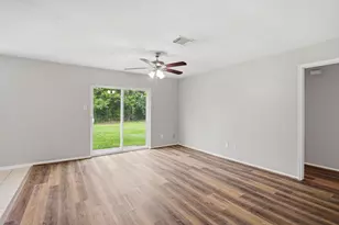 15119 Bathurst Dr, Houston, TX 77053 - Photo 10