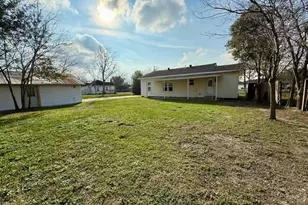 1401 Ordway St, Port Neches, TX 77651 - Photo 10