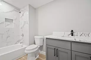 11213 Bannister Ln, Houston, TX 77076 - Photo 12