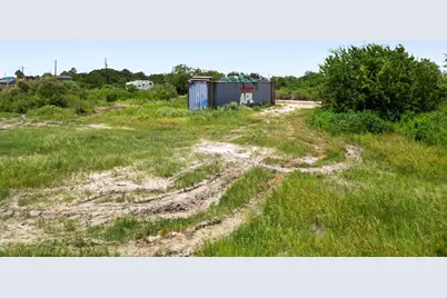 1305 Martinque Lane, Port Bolivar, TX 77650 - Photo 20