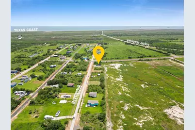 1305 Martinque Lane, Port Bolivar, TX 77650 - Photo 4
