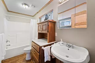 371 E Woodland Shrs Dr, Point Blank, TX 77364 - Photo 8