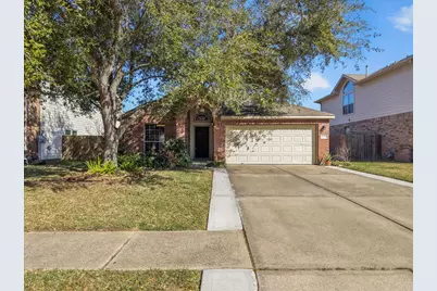 8004 Fallen Oak Lane, Texas City, TX 77591 - Photo 2