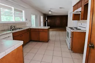10104 Pond View Cir, Austin, TX 78753 - Photo 6