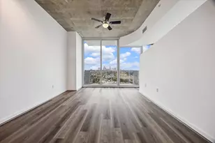 5925 Almeda Rd, Houston, TX 77004 - Photo 10