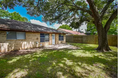 2014 Jones Street, Rosenberg, TX 77471 - Photo 36