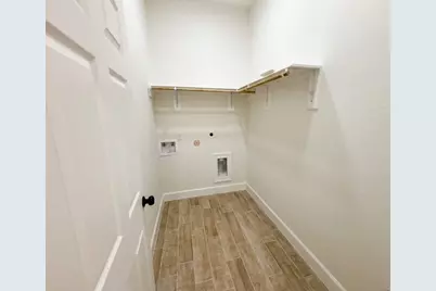 107 County Road 3372, Cleveland, TX 77327 - Photo 12