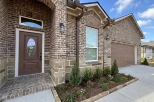 107 County Rd 3372, Cleveland, TX 77327 - Photo 2