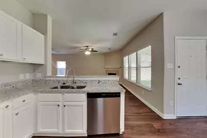 738 Levi Bend, Magnolia, TX 77354 - Photo 4