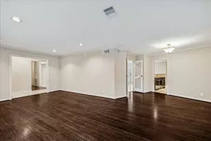 9106 Riddlewood Ln, Houston, TX 77025 - Photo 6