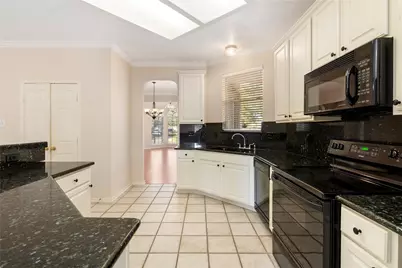 807 Presley Way, Sugar Land, TX 77479 - Photo 14