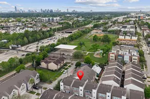 5528E Cornish St, Houston, TX 77007 - Photo 42