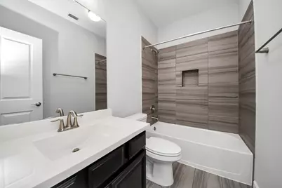 8913 Aventino Way, Houston, TX 77080 - Photo 38