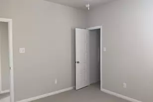 8504 Morning Melody Dr, Houston, TX 77063 - Photo 10