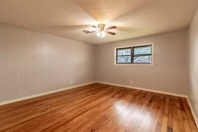 409 W Buffalo Street, Caldwell, TX 77836 - Photo 18