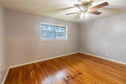 409 W Buffalo Street, Caldwell, TX 77836 - Photo 16
