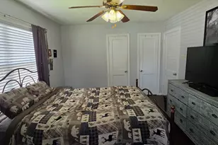 1208 Chevy Chase Dr, Angleton, TX 77515 - Photo 16
