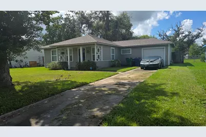 1208 Chevy Chase Drive, Angleton, TX 77515 - Photo 2