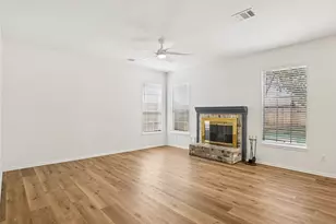 1808 N Mission Cir, Friendswood, TX 77546 - Photo 8