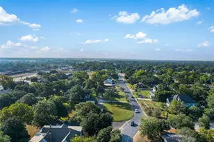 703 Cedar St, Hearne, TX 77859 - Photo 26