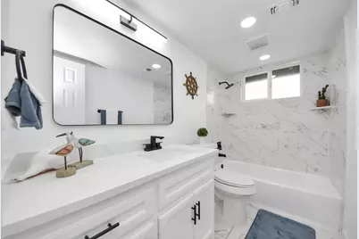6314 Silver Chalice Drive, Houston, TX 77088 - Photo 22