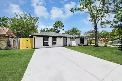 6314 Silver Chalice Drive, Houston, TX 77088 - Photo 44