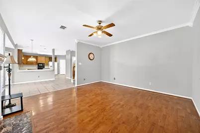 10615 Vandercroft Court, Houston, TX 77070 - Photo 14