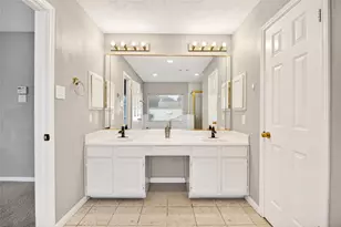 10615 Vandercroft Ct, Houston, TX 77070 - Photo 30