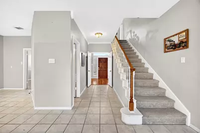10615 Vandercroft Court, Houston, TX 77070 - Photo 8