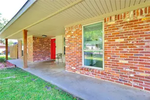 1005 Wilburn St, League City, TX 77573 - Photo 2