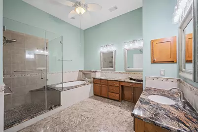 116 N Acacia Park Circle, The Woodlands, TX 77832 - Photo 24