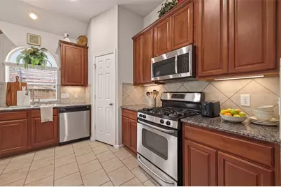 13719 Saxony Drive, Sugar Land, TX 77498 - Photo 14