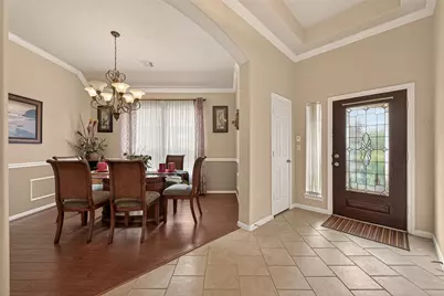 13719 Saxony Drive, Sugar Land, TX 77498 - Photo 4