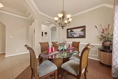 13719 Saxony Drive, Sugar Land, TX 77498 - Photo 6