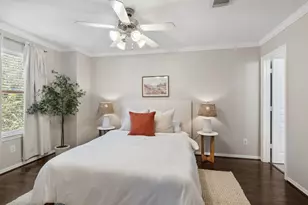 2618 Enclave At Shady Acres Ct, Houston, TX 77008 - Photo 28