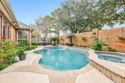 11413 Gallant Ridge Lane, Houston, TX 77082 - Photo 2