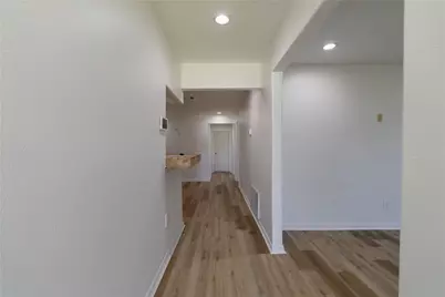 11810 Fieldcrest Drive, La Porte, TX 77571 - Photo 4