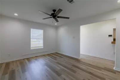 11810 Fieldcrest Drive, La Porte, TX 77571 - Photo 2