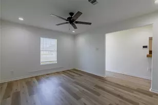 11810 Fieldcrest Dr, La Porte, TX 77571 - Photo 2