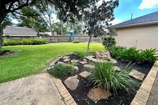 1806 McGinnis Dr, Pearland, TX 77581 - Photo 22