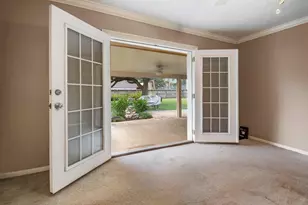 1806 McGinnis Dr, Pearland, TX 77581 - Photo 18