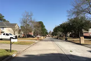 7510 Danehill Dr, Spring, TX 77389 - Photo 2